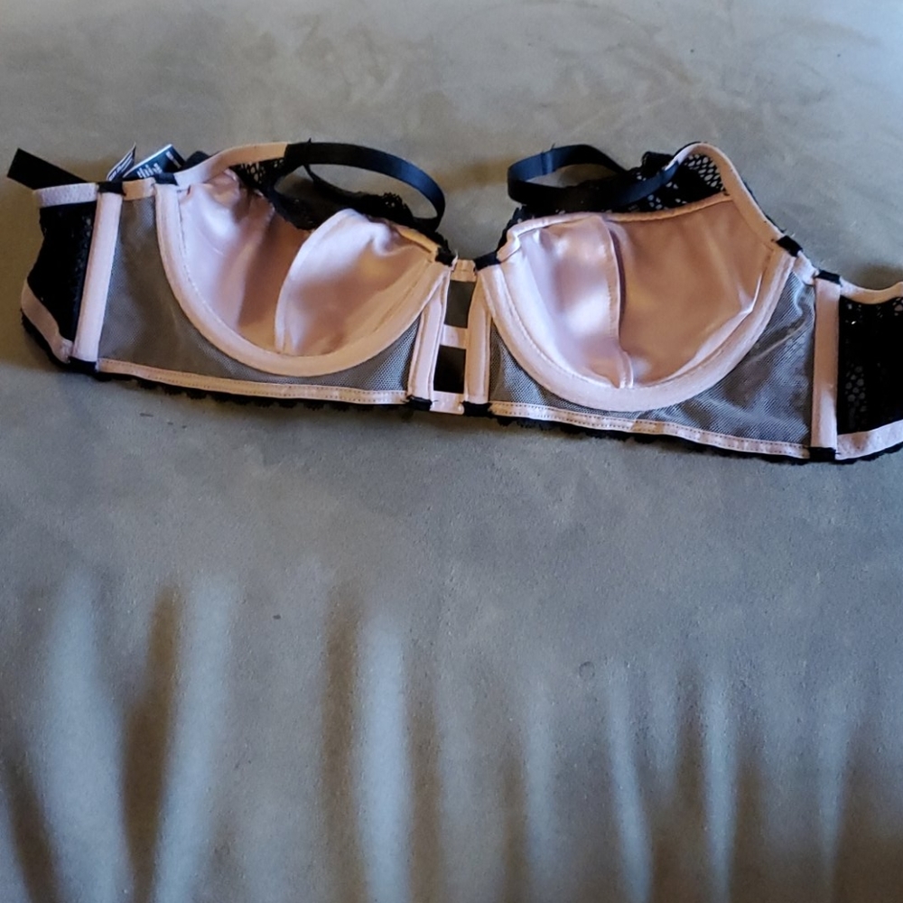Bra - Picture 4 of 4